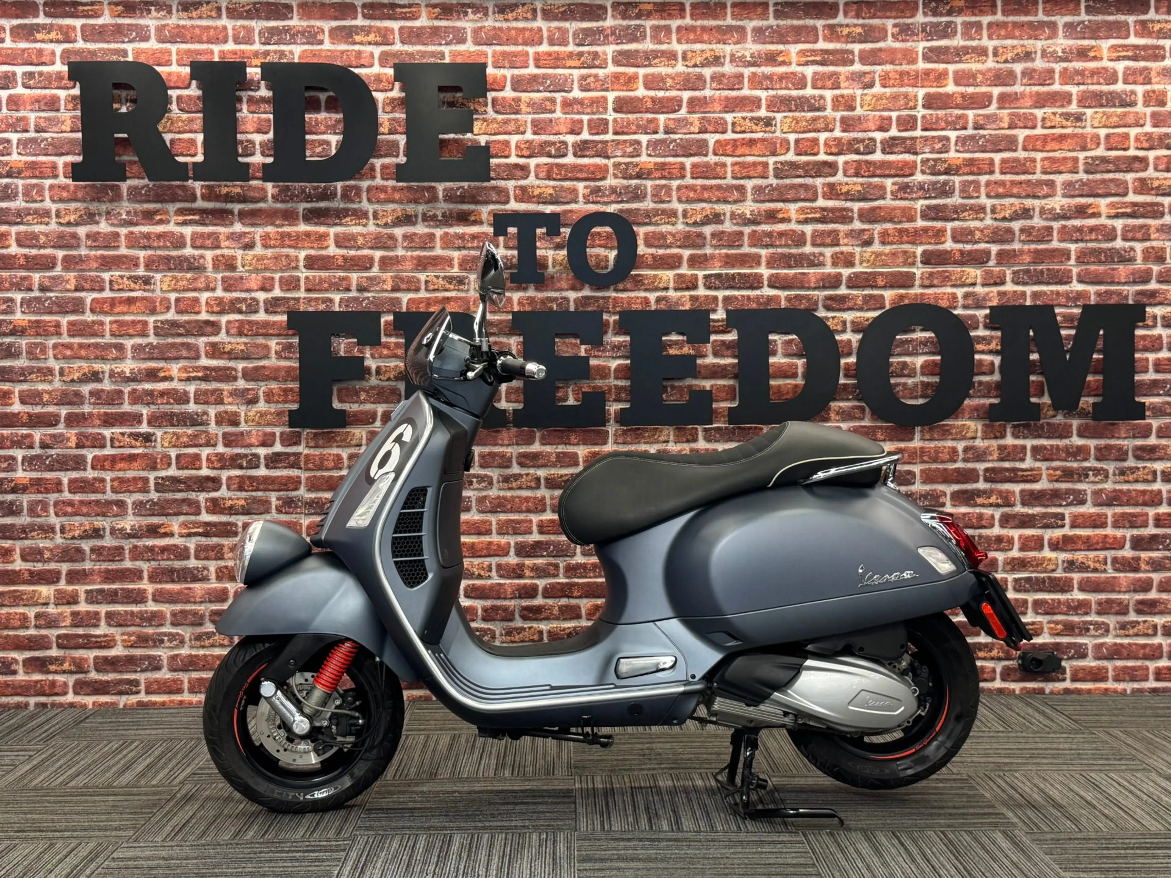 Vespa GTV 300 ie