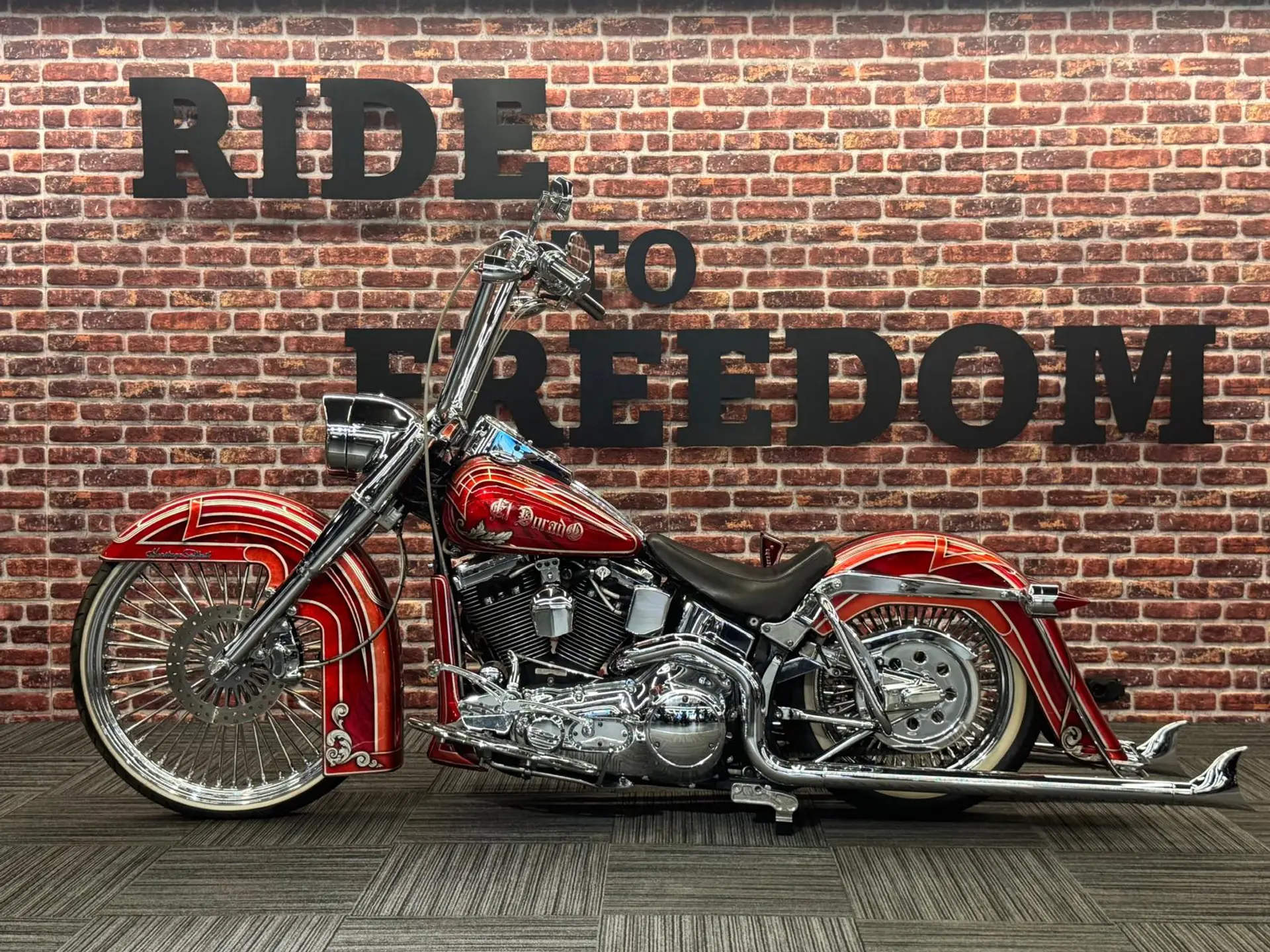 Harley-Davidson Heritage Softail Classic FLSTCI