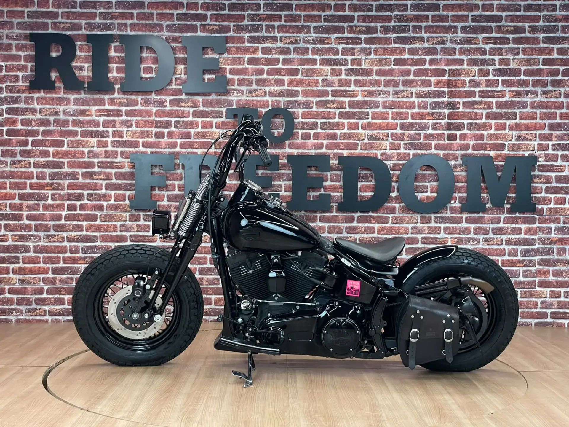 Harley-Davidson Cross Bones