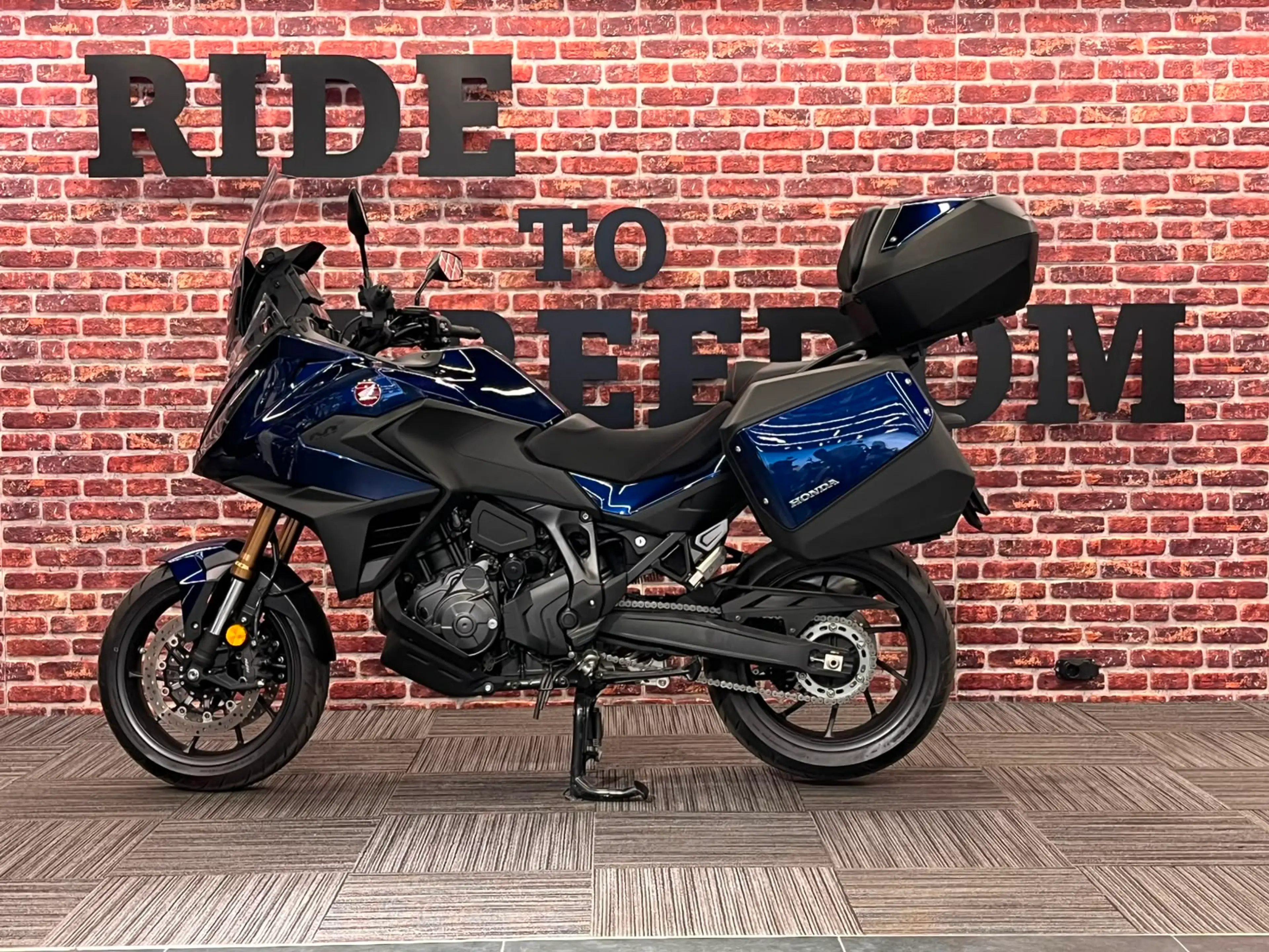 Honda NT 1100 DCT