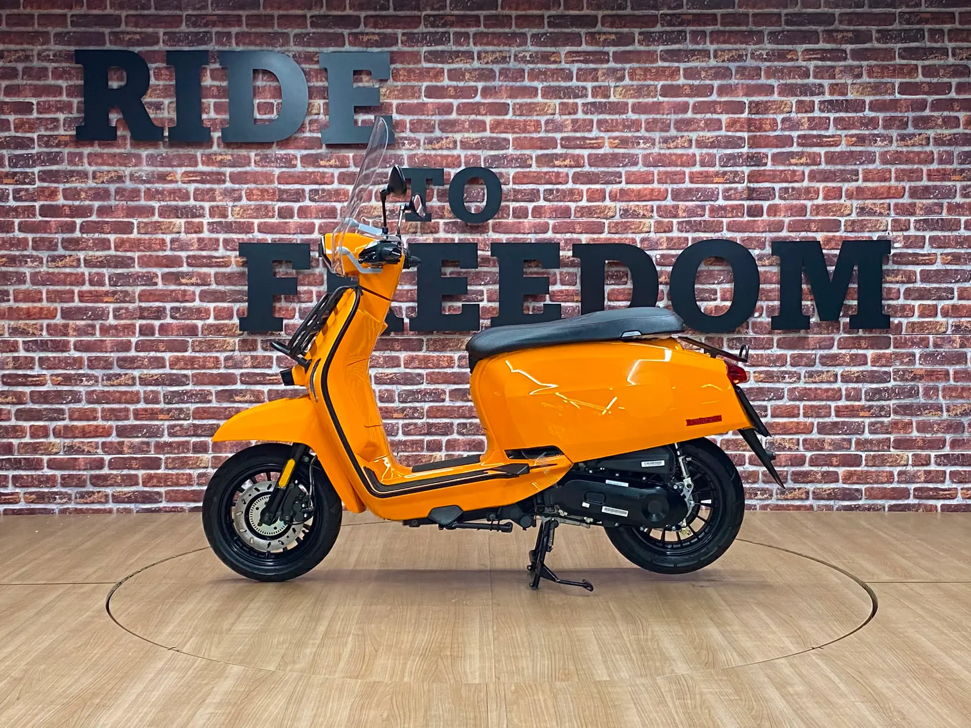 Lambretta V50 Special