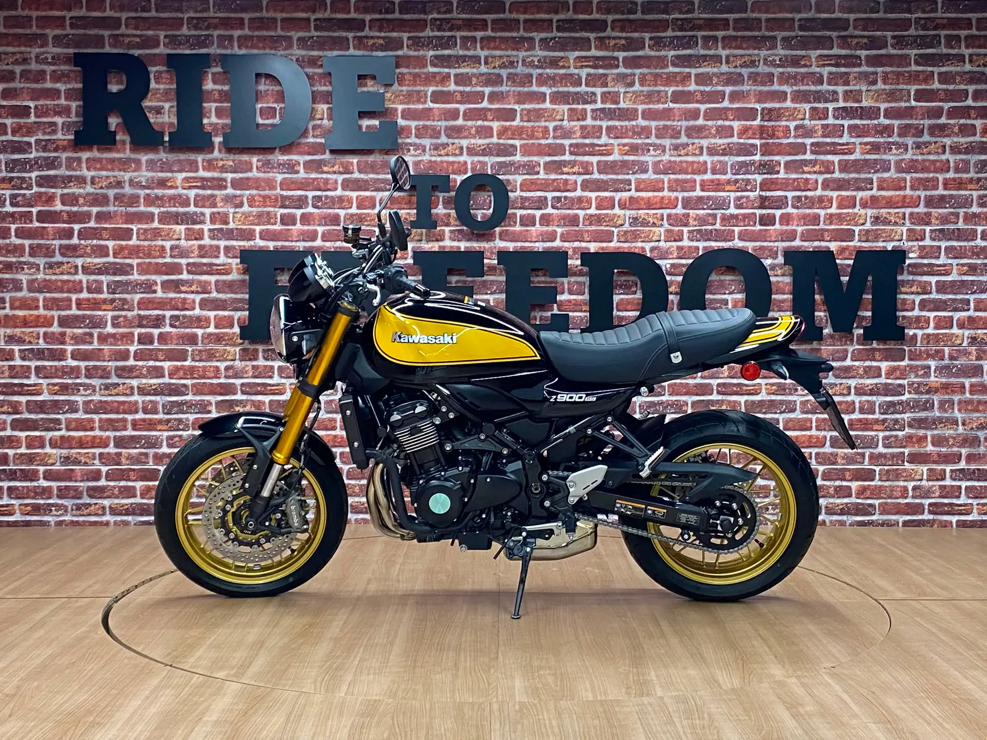 Kawasaki Z 900 RS